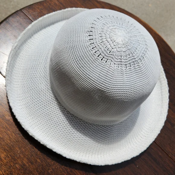 Stylish White Knit Hat by Wallaroo - Picture 2 of 5